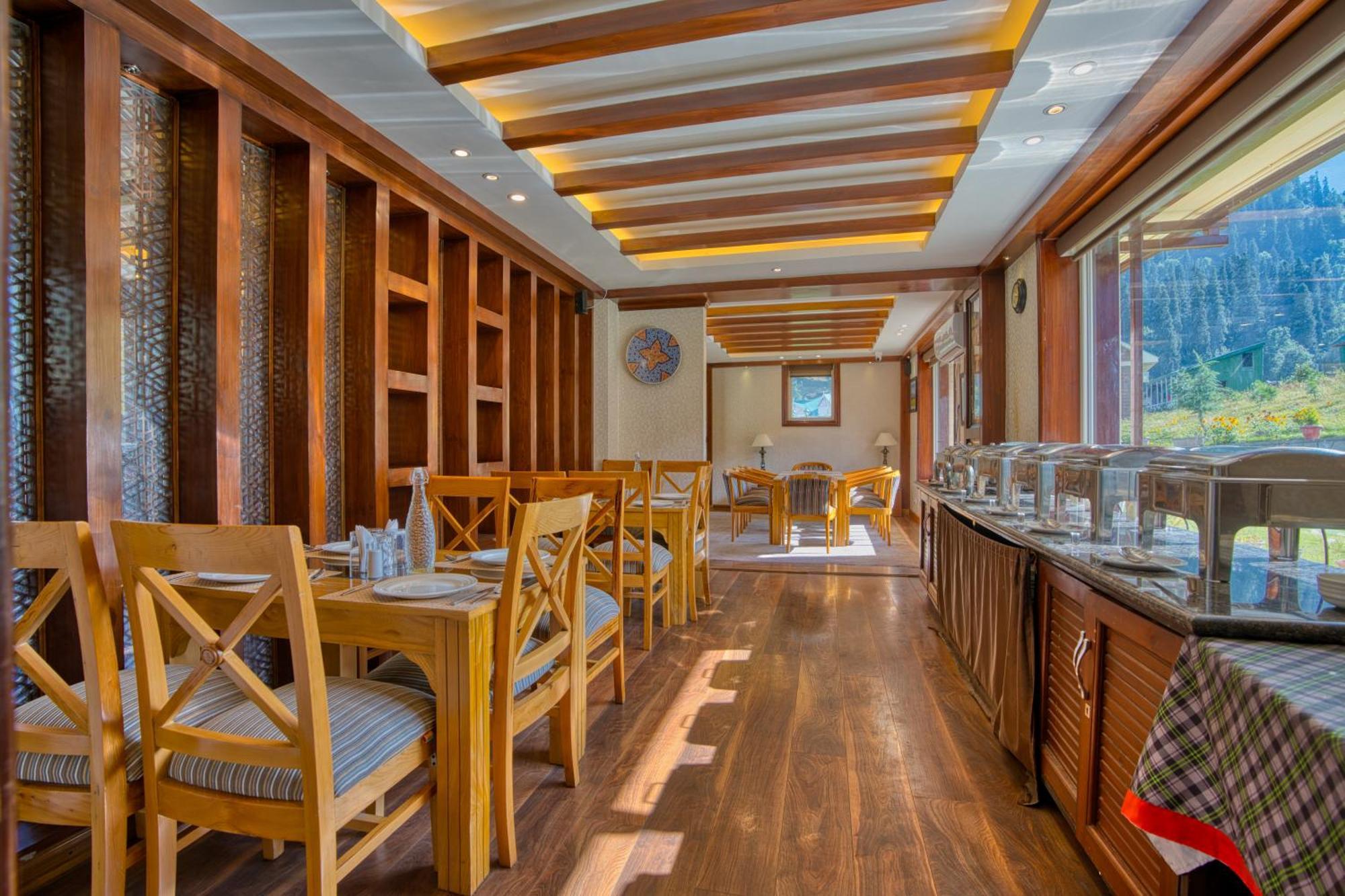 Golden Meadows Hotels & Resorts Sonamarg Bagian luar foto